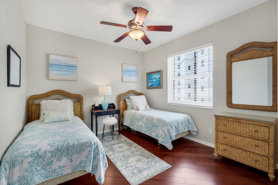 410 Flagship Dr #701, Naples, FL 34108