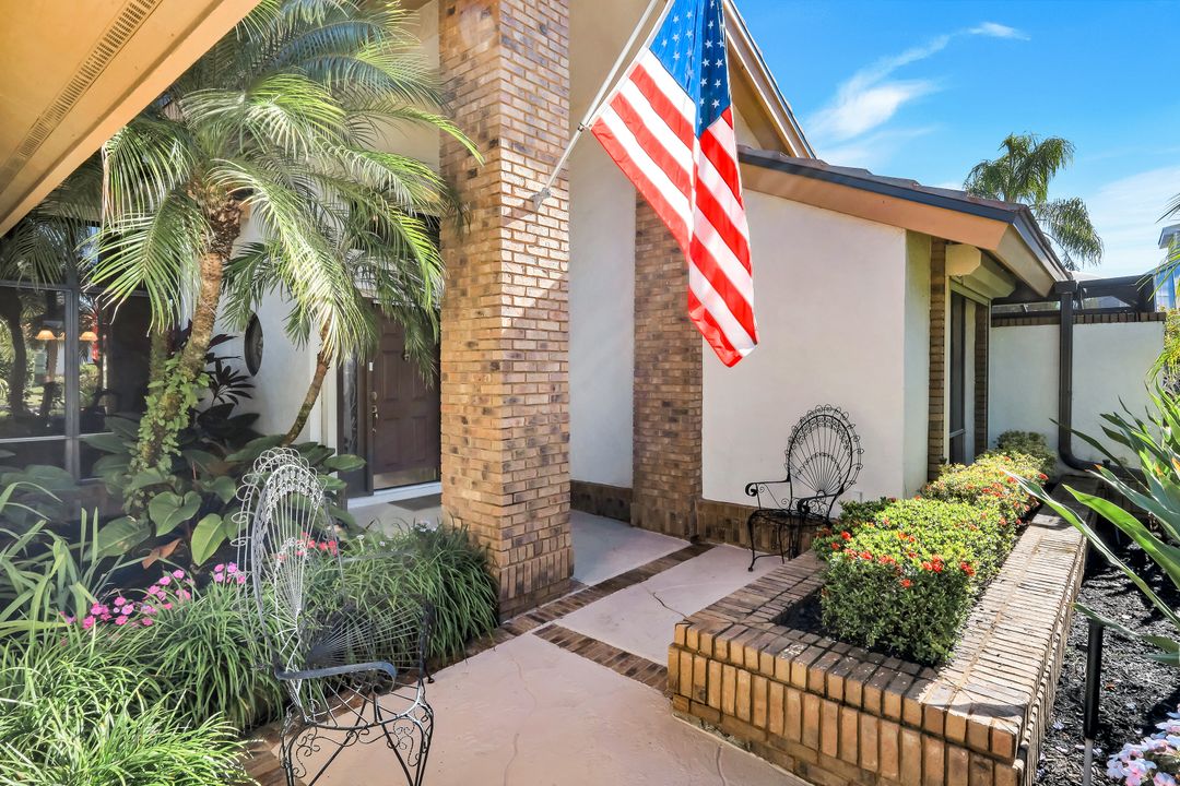 11510 Tanager Ct, Naples, FL 34119