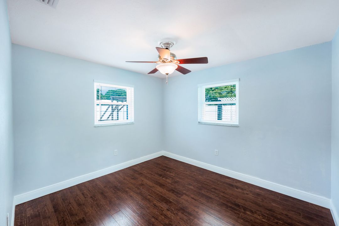 1683 S Hermitage Rd, Fort Myers, FL 33919