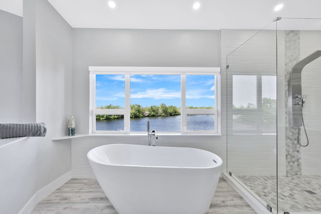 2829 SW 43rd Ln, Cape Coral, FL 33914
