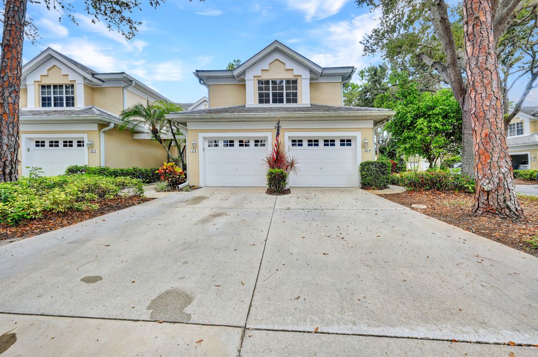 2811 Aintree Ln  #E204, Naples, FL 34112