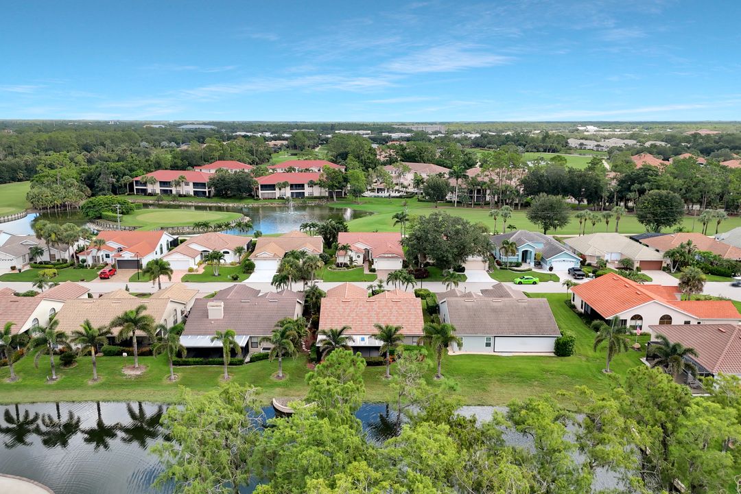 12626 Hunters Ridge Dr, Bonita Springs, FL 34135
