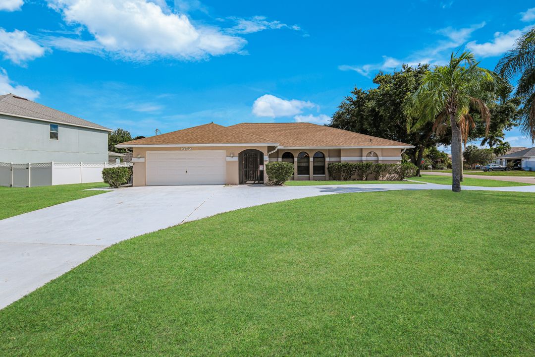 1002 SE 5th St, Cape Coral, FL 33990