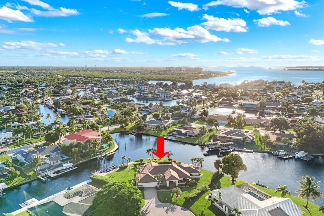 954 Bal Isle Dr, Fort Myers, FL 33919