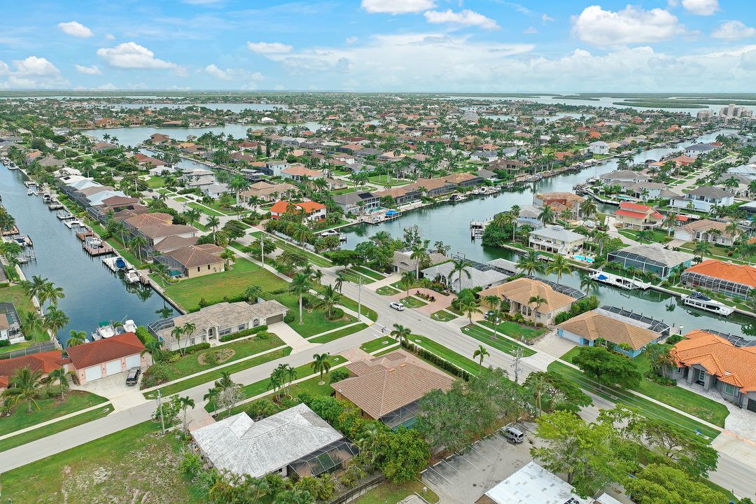 598 Fieldstone Dr, Marco Island, FL 34145