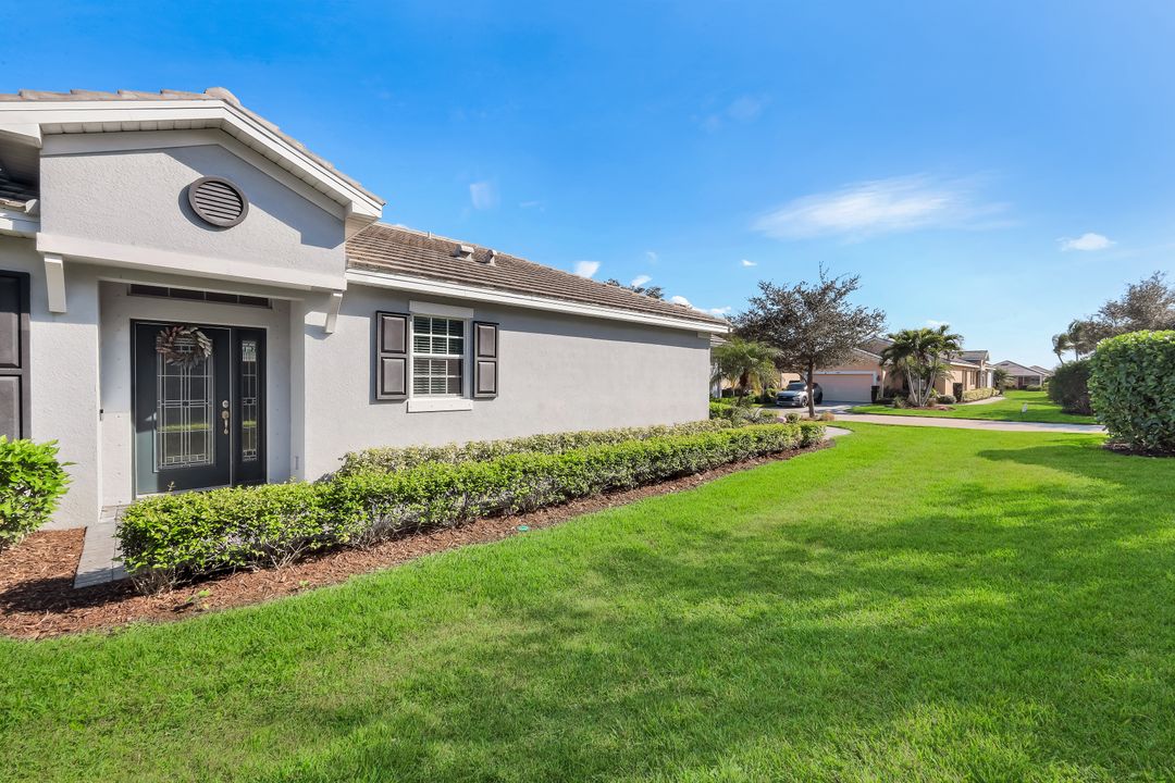 2655 Vareo Ct, Cape Coral, FL 33991