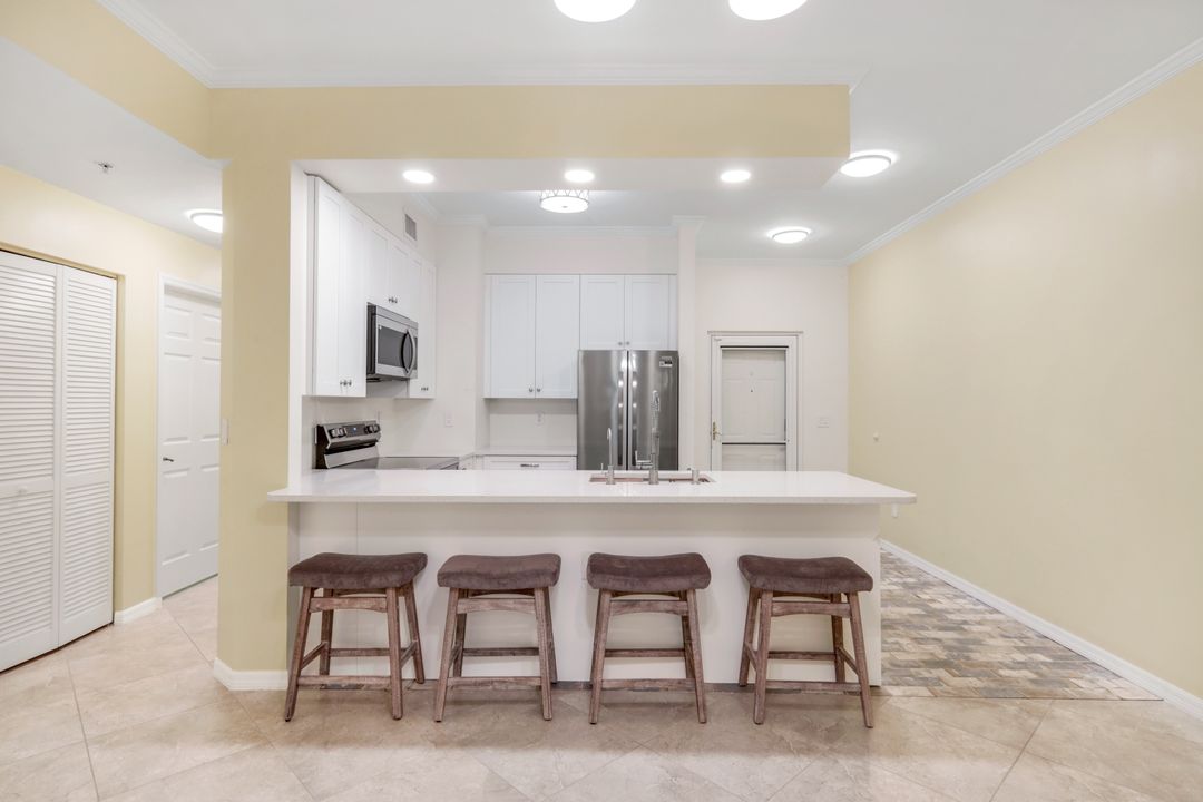 1089 Winding Pines Circle #106, Cape Coral, FL 33909