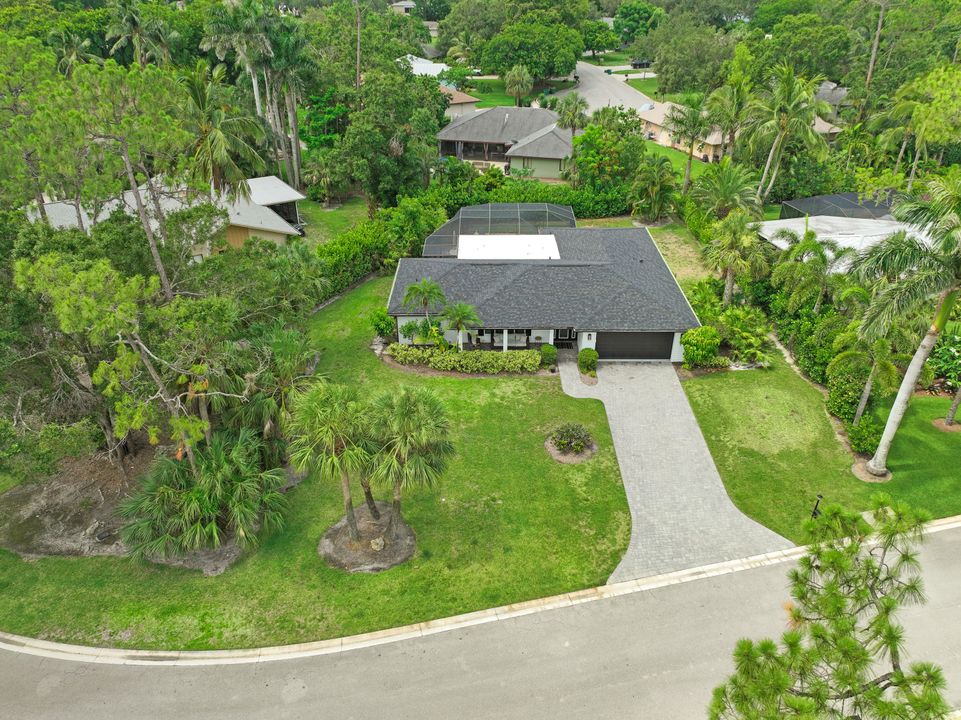 9949 Winchester Wood, Naples, FL 34109