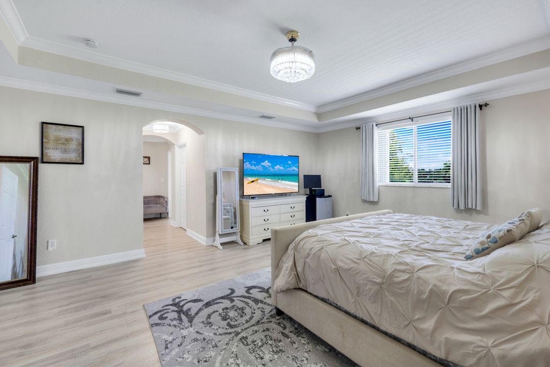 1570 Double Eagle Trail, Naples, FL 34120