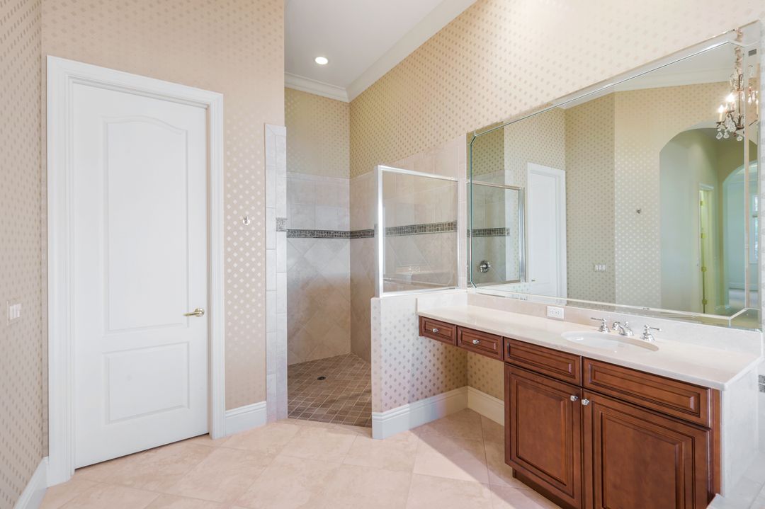 16834 Cabreo Dr, Naples, FL 34110