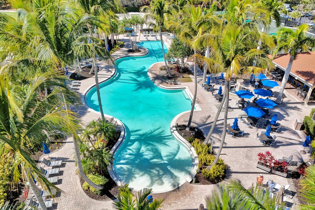 1277 Rialto Way #201, Naples, FL 34114