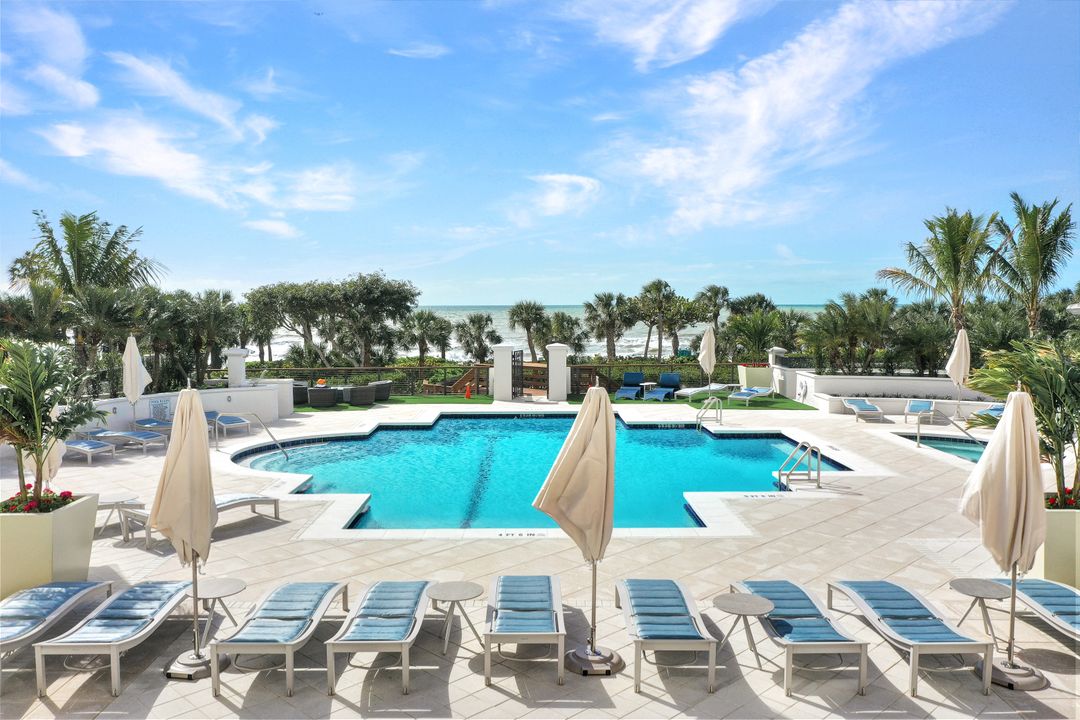 8473 Bay Colony Dr #503, Naples, FL 34108