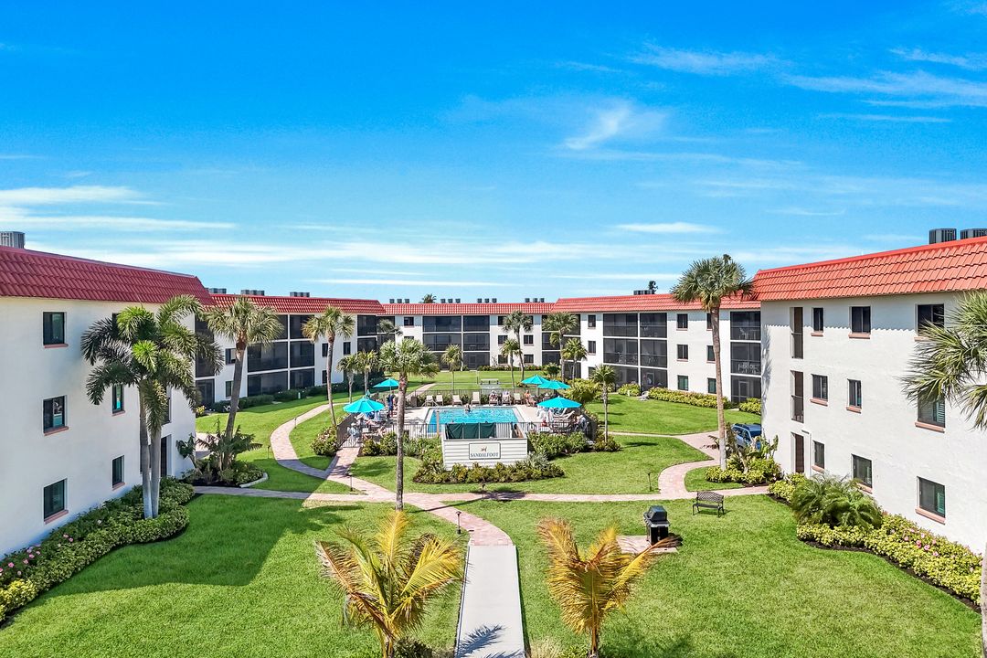 671 E Gulf Dr #1B3, Sanibel, FL 33957