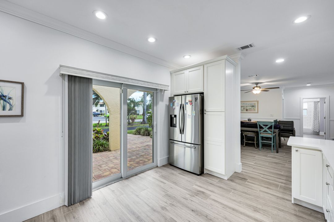 878 Teryl Rd, Naples, FL 34112