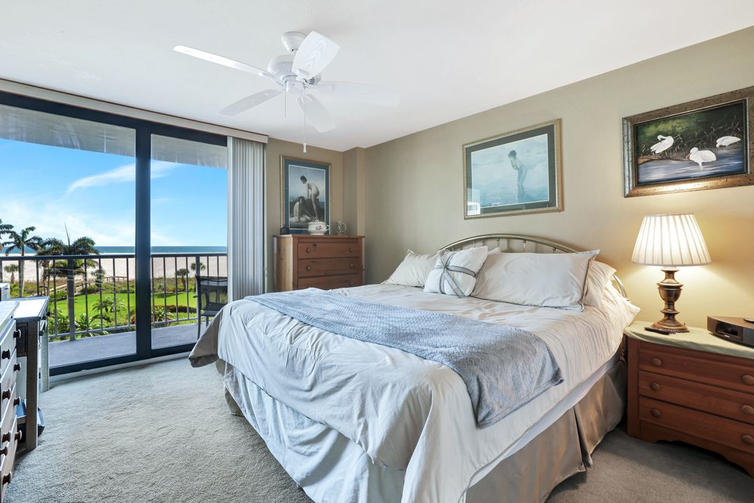 320 Seaview Ct #305, Marco Island, FL 34145