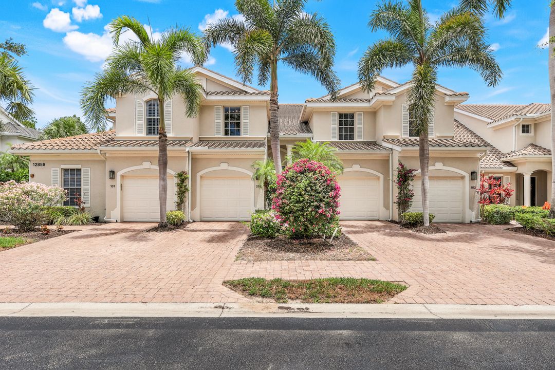 12858 Carrington Cir #201, Naples, FL 34105