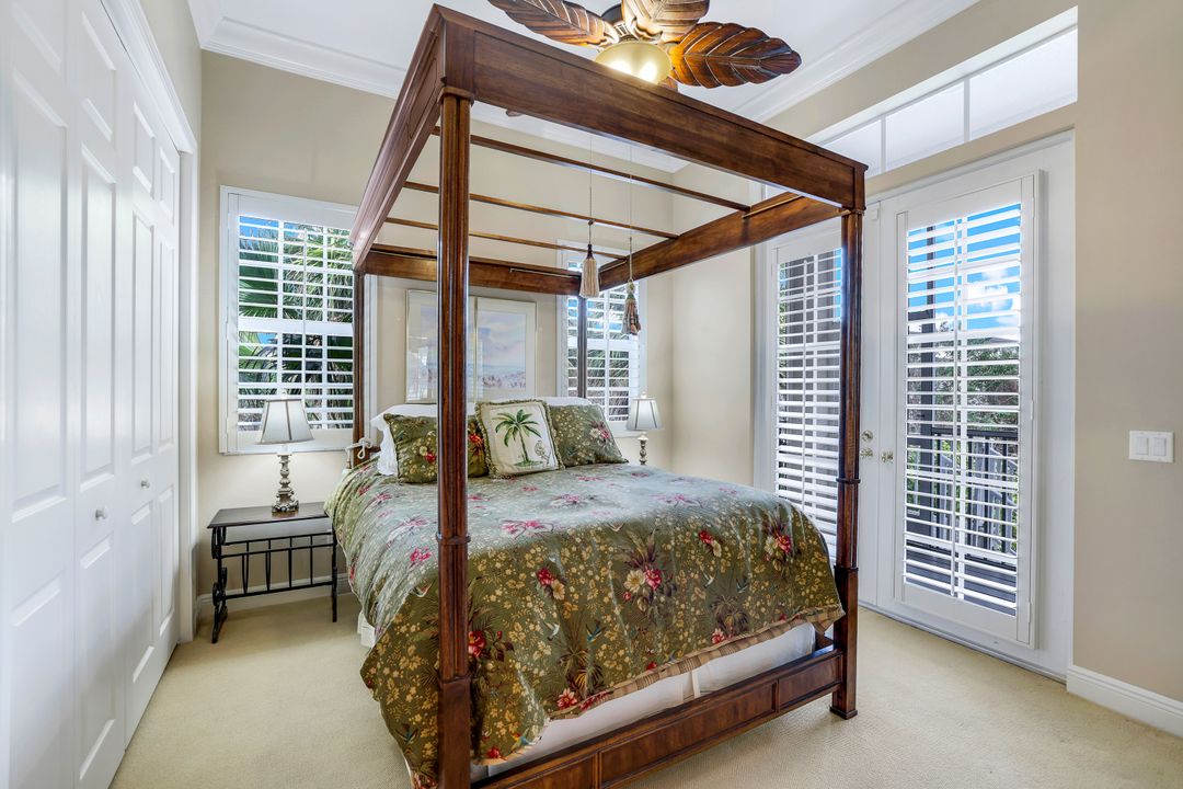 940 Sea Oats Ct, Marco Island, FL 34145