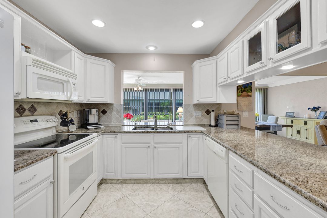 1214 Medinah Dr, Fort Myers, FL 33919