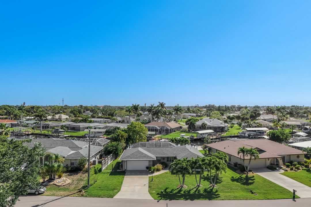 4305 SE 1st Ave, Cape Coral, FL 33904