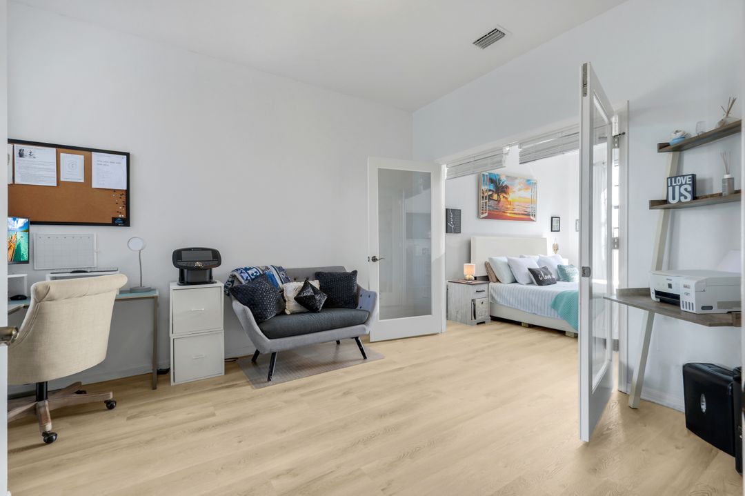 15239 Summit Pl Cir, Naples, FL 34119