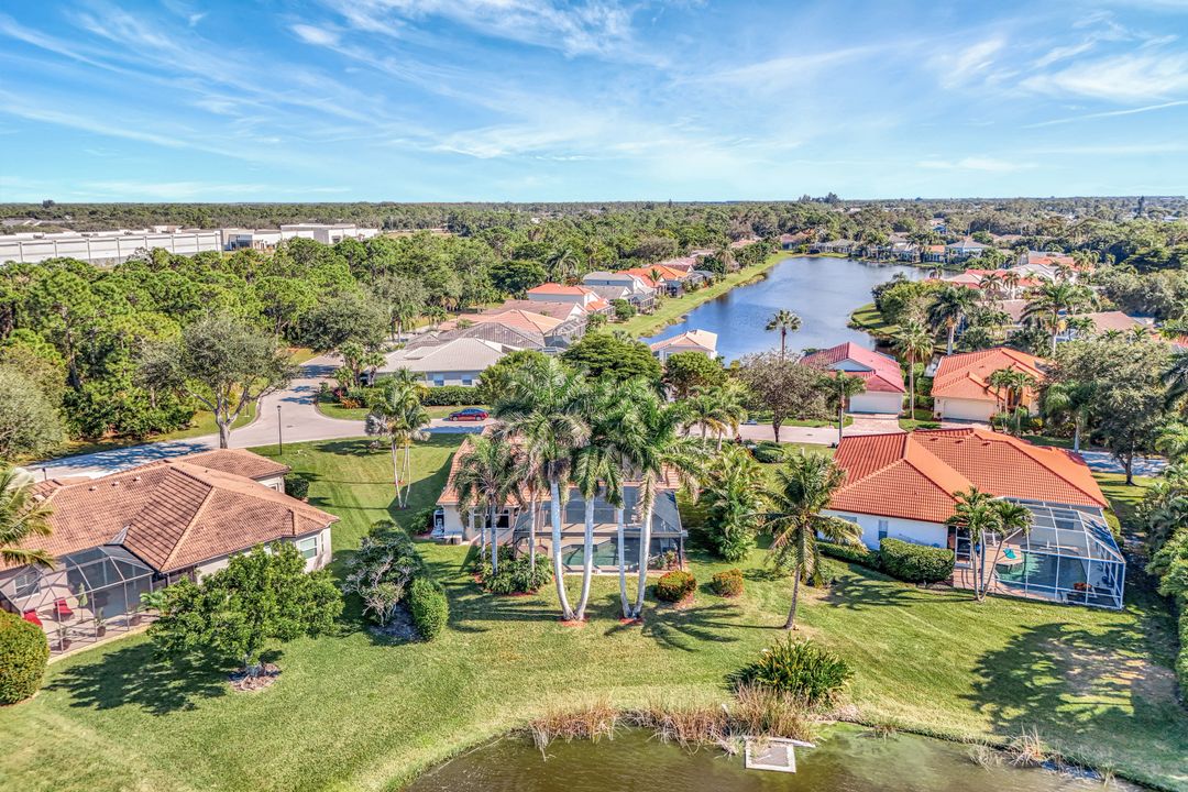 9471 Cedar Creek Dr, Bonita Springs, FL 34135