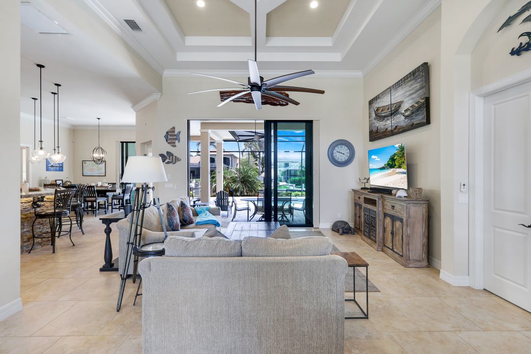 35 Covewood Ct, Marco Island, FL 34145