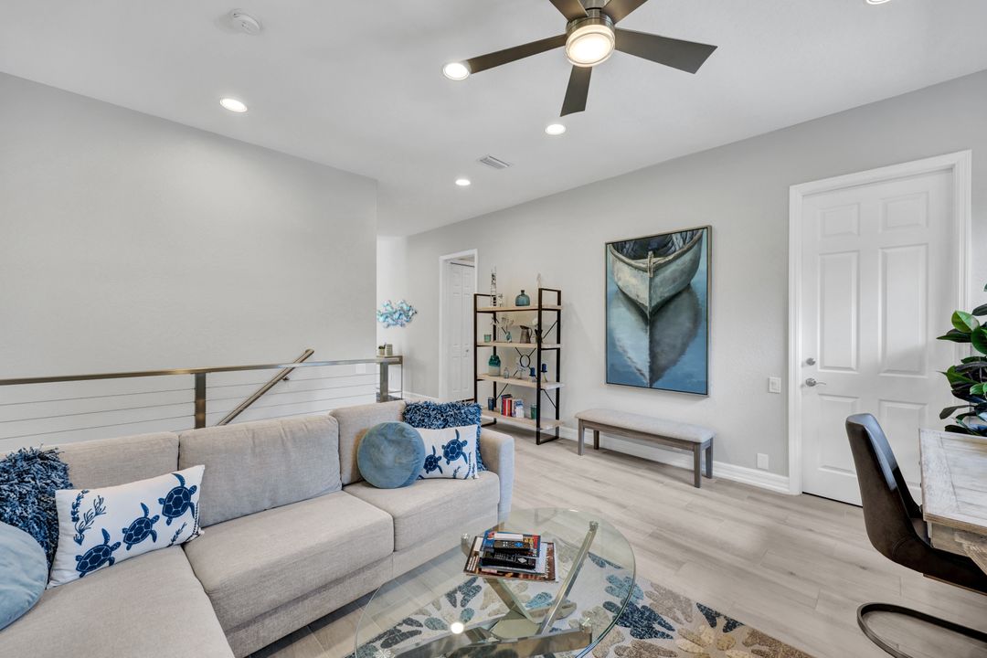 3310 Hamlet Dr #3, Naples, FL 34105