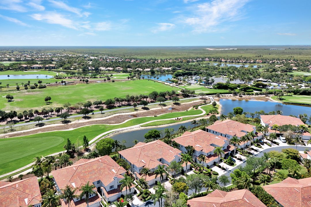 9038 Cascada Way #102, Naples, FL 34114