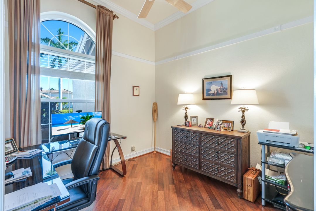 2022 El Dorado Pkwy W, Cape Coral, FL 33914