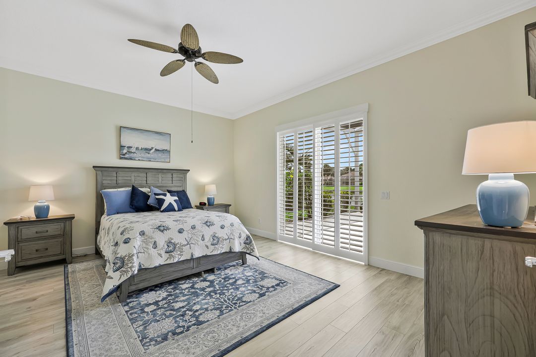 3964 Upolo Ln, Naples, FL 34119