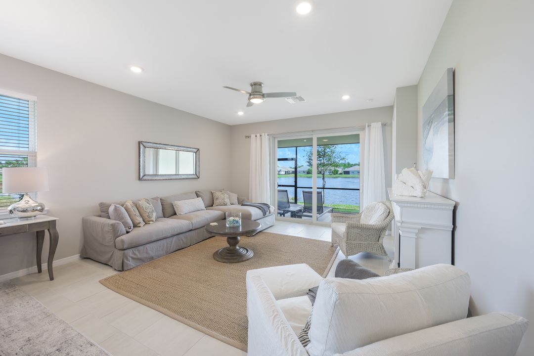 1114 Tranquil Brk Dr, Naples, FL 34114