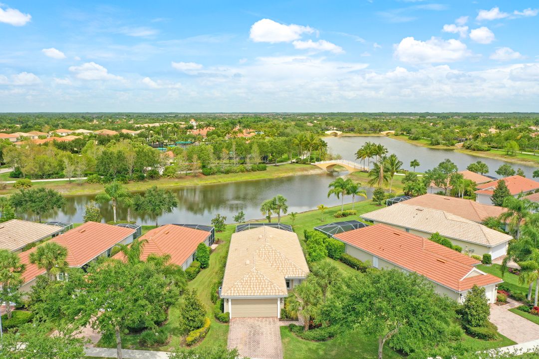 28529 Hammerhead Ln, Bonita Springs, FL 34135