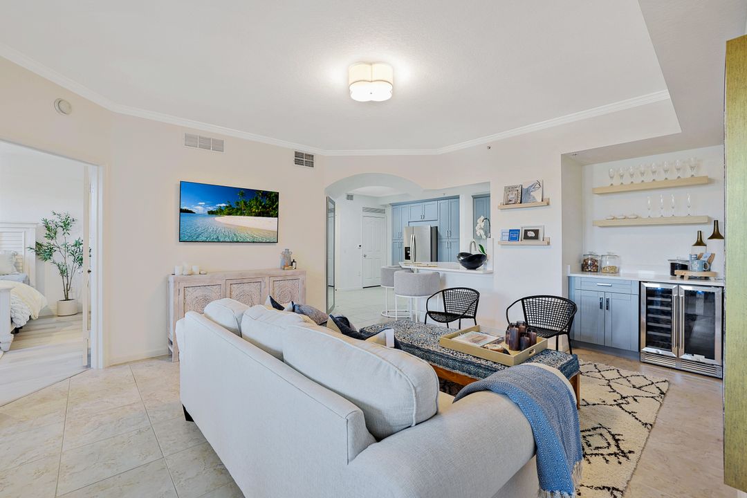 13010 Positano Cir #203, Naples, FL 34105