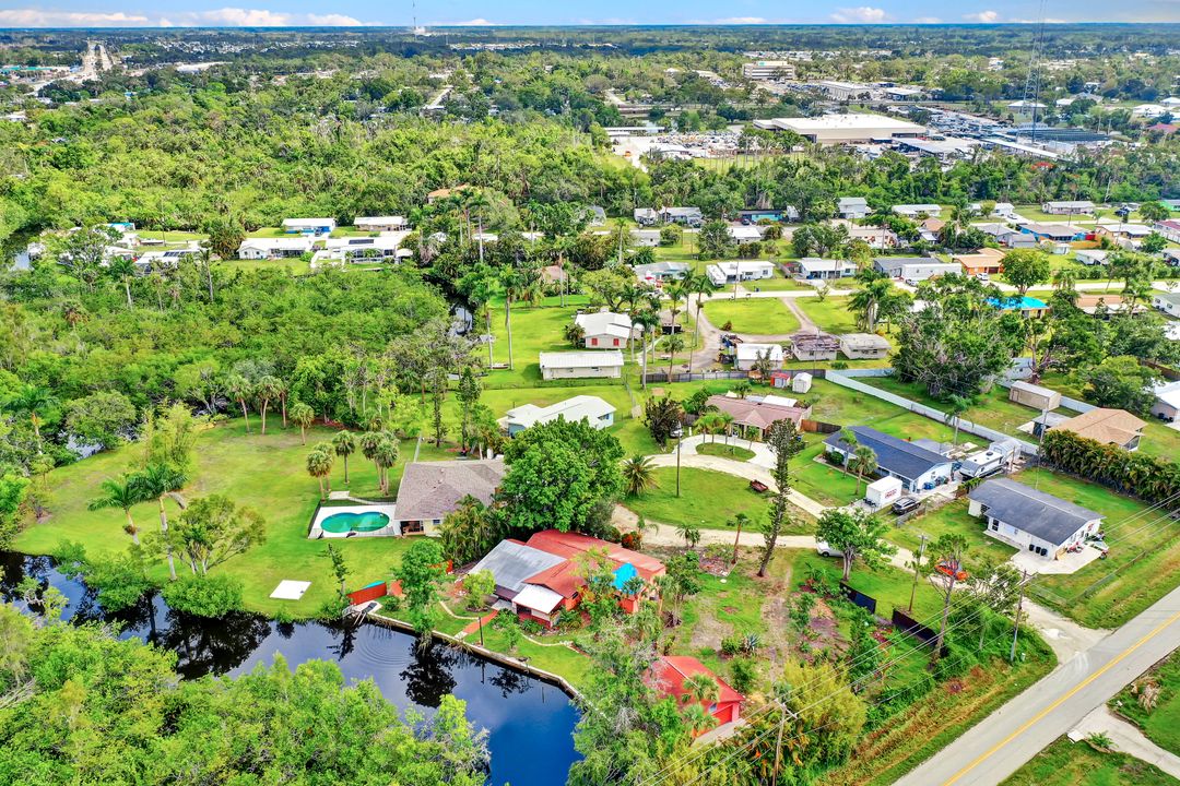 118 Brooks Rd, North Fort Myers, FL 33917