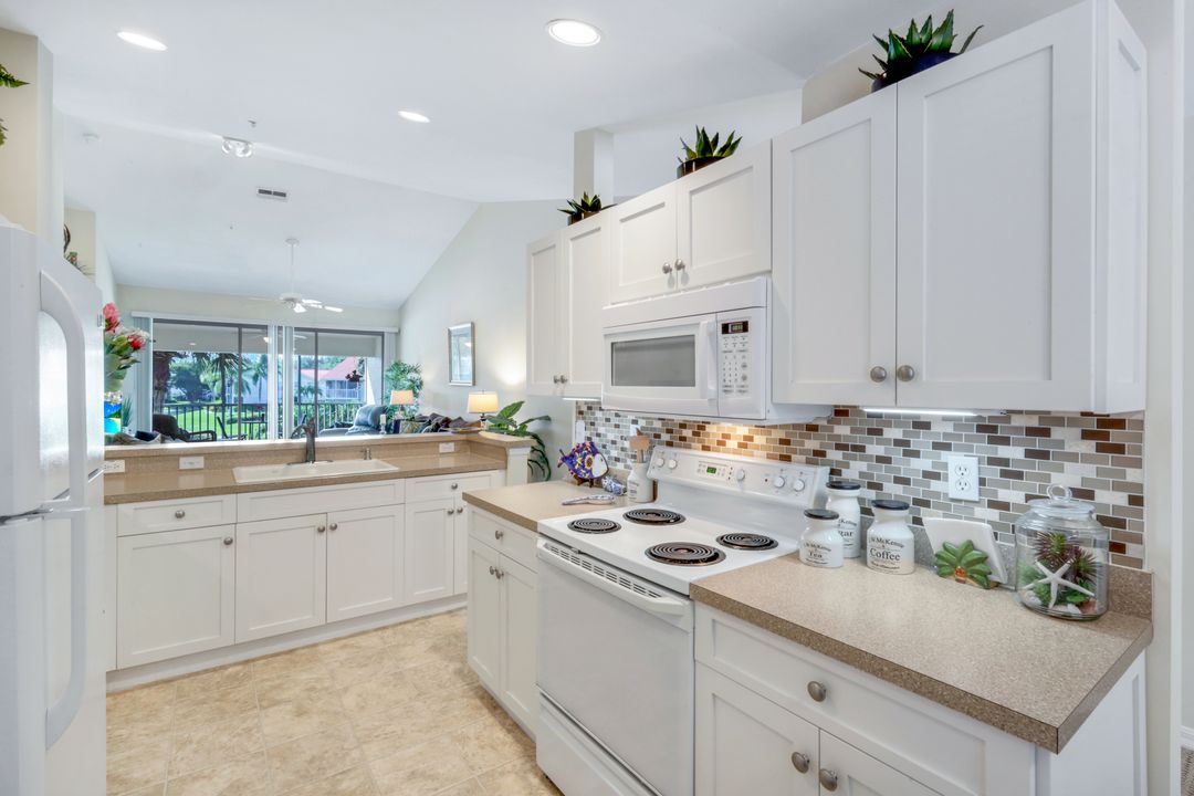 4920 Deerfield Way #202, Naples, FL 34110