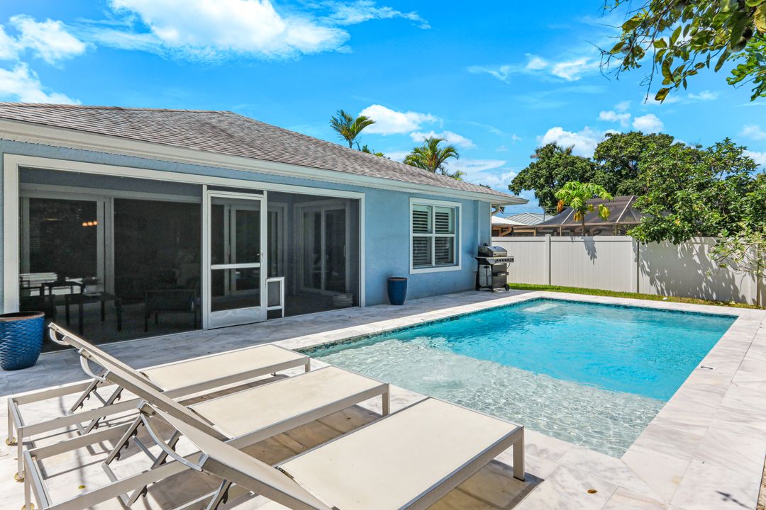 743 108th Ave N, Naples, FL 34108