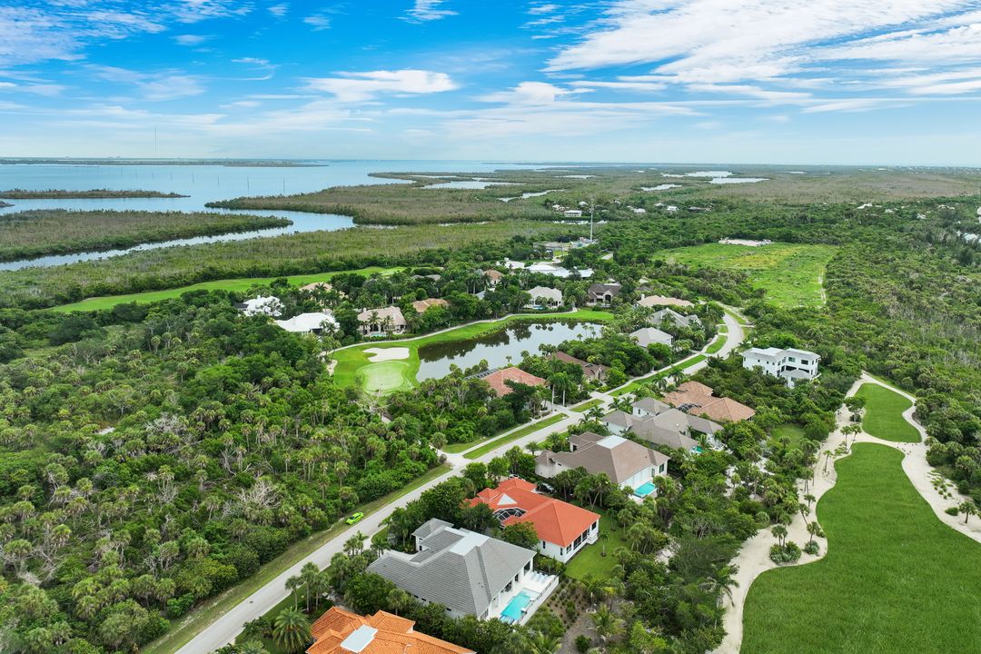 2319 Wulfert Rd, Sanibel, FL 33957