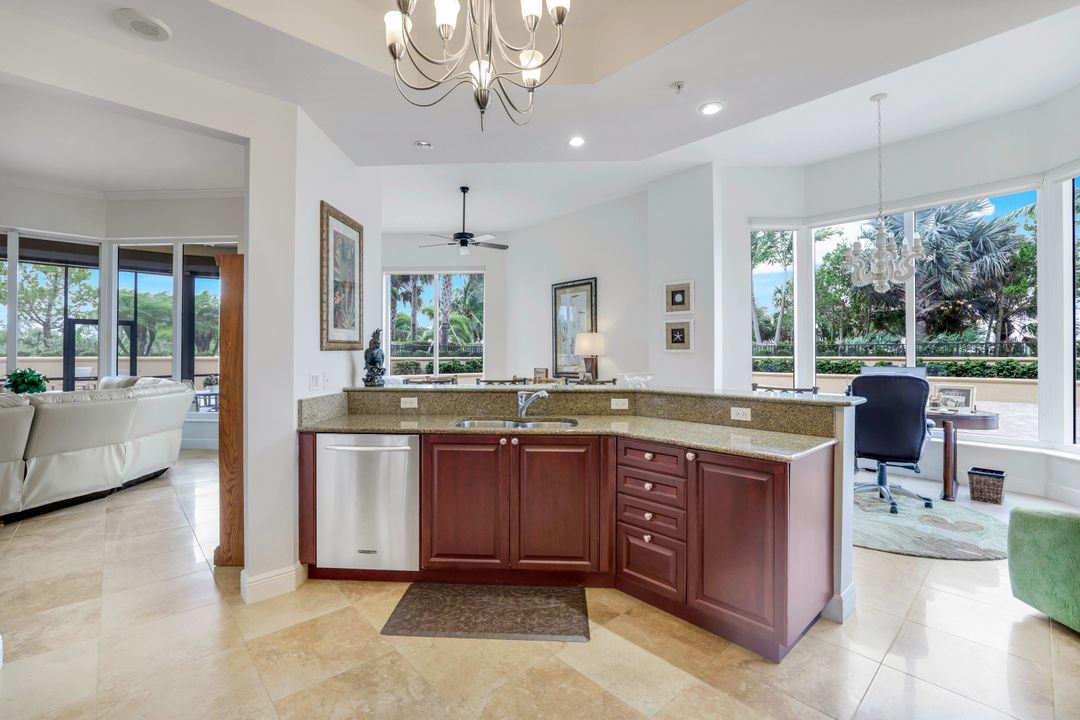 1050 Borghese Ln #106, Naples, FL 34114