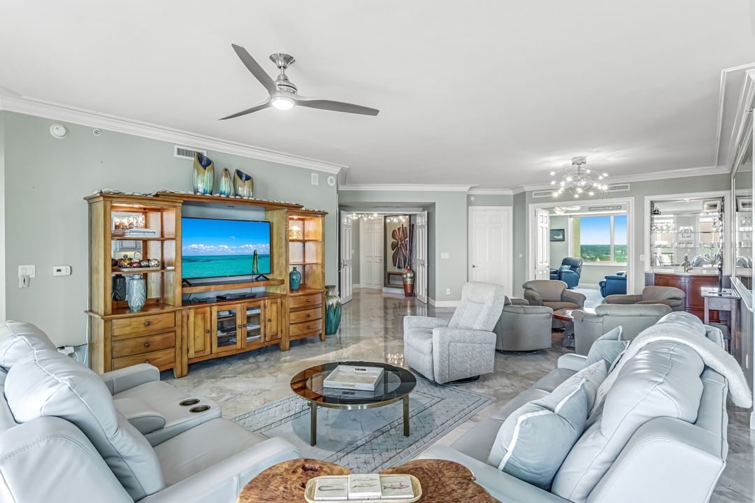 275 Indies Way #1603, Naples, FL 34110