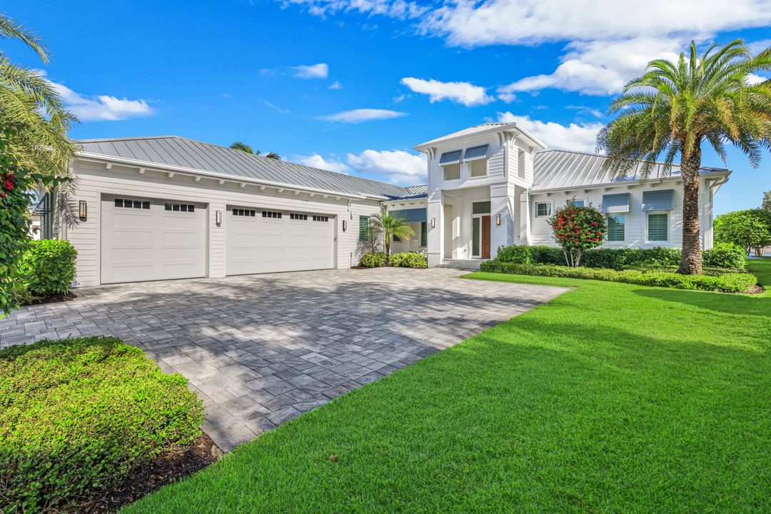 16415 Seneca Way, Naples, FL 34110