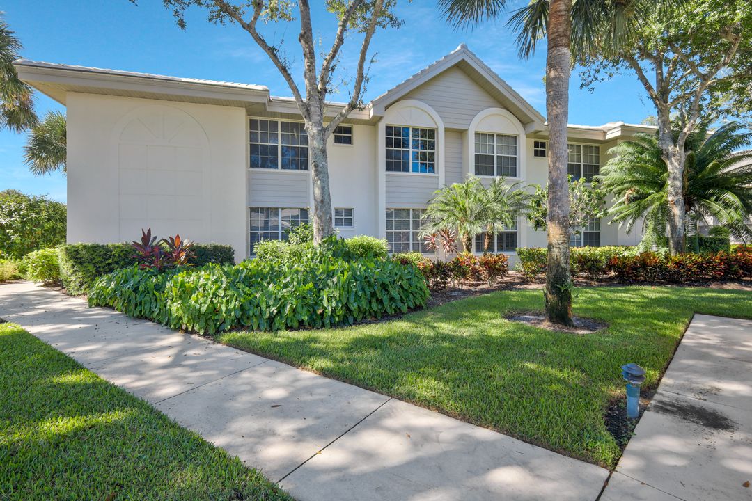 4121 Lake Forest Dr #711, Bonita Springs, FL 34134