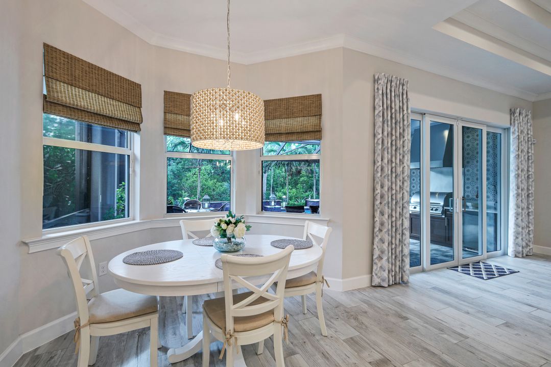 6323 Antigua Way, Naples, FL 34112