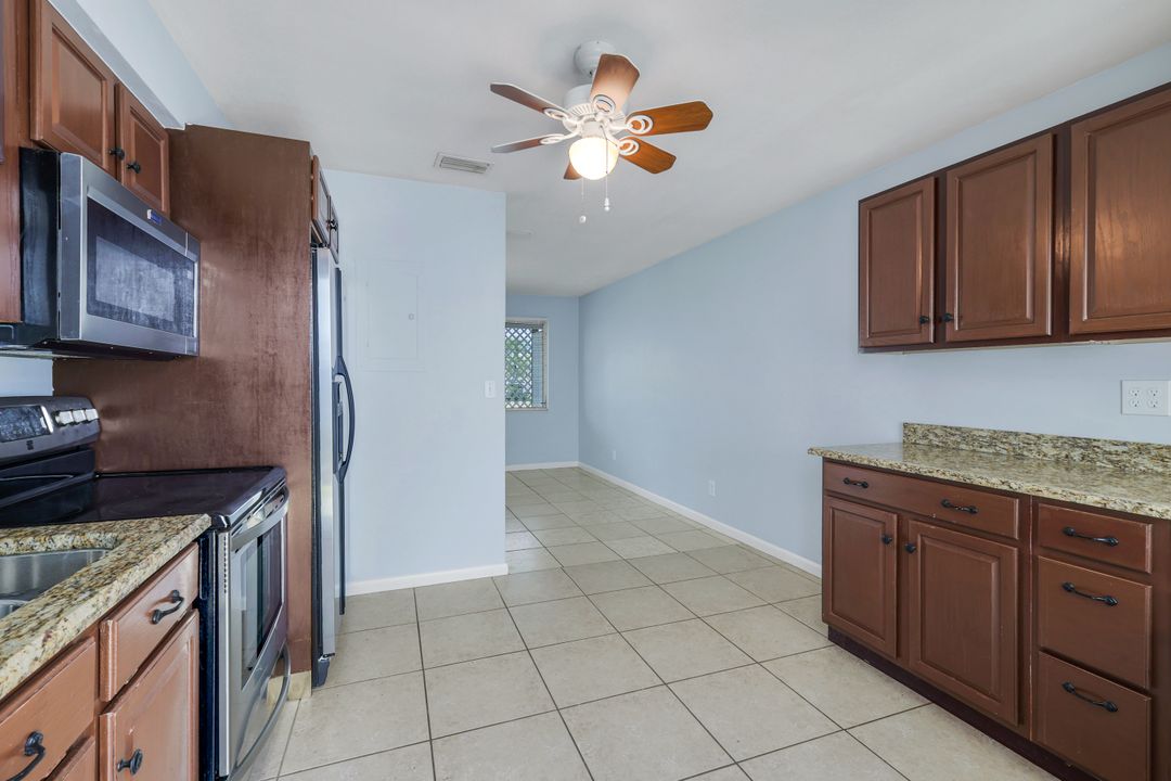 4905 Viceroy St #B, Cape Coral, FL 33904
