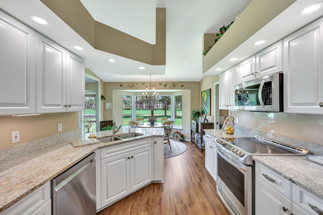 12637 Hunters Ridge Dr, Bonita Springs, FL 34135
