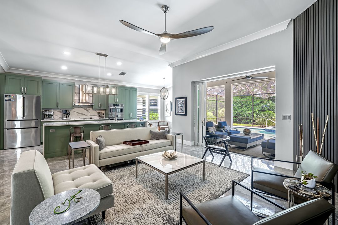 8844 Ventura Way, Naples, FL 34109