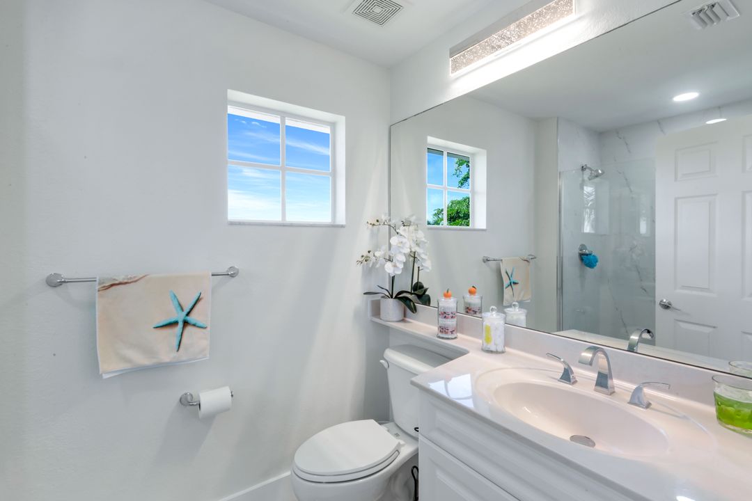 22660 Fairlawn Ct, Estero , FL 34135