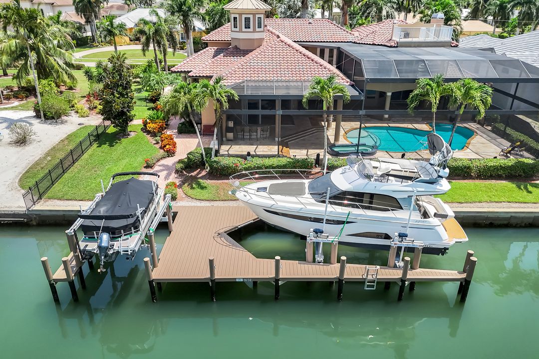 1658 McIlvaine Ct, Marco Island, FL 34145