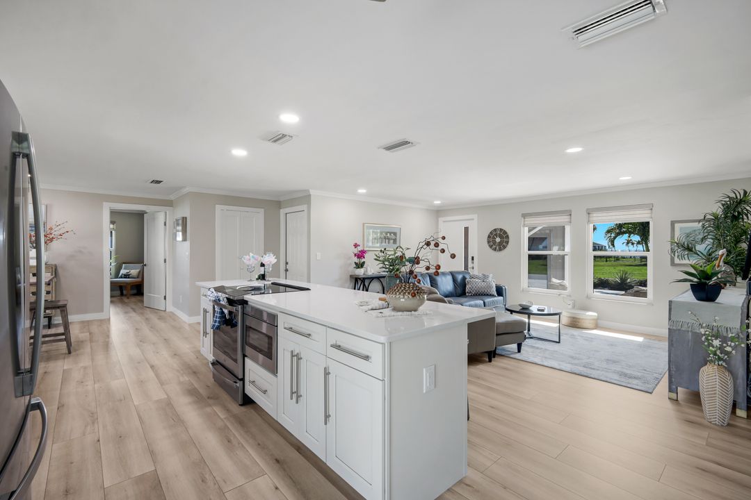 3514 SE 22nd Pl, Cape Coral, FL 33904