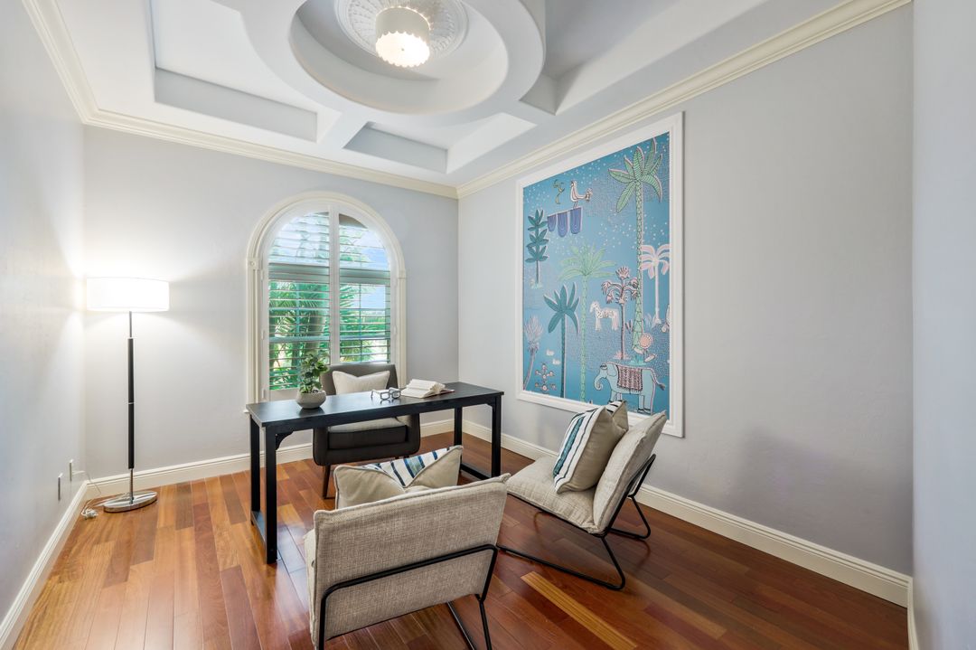 1835 Kingfish Rd, Naples, FL 34102