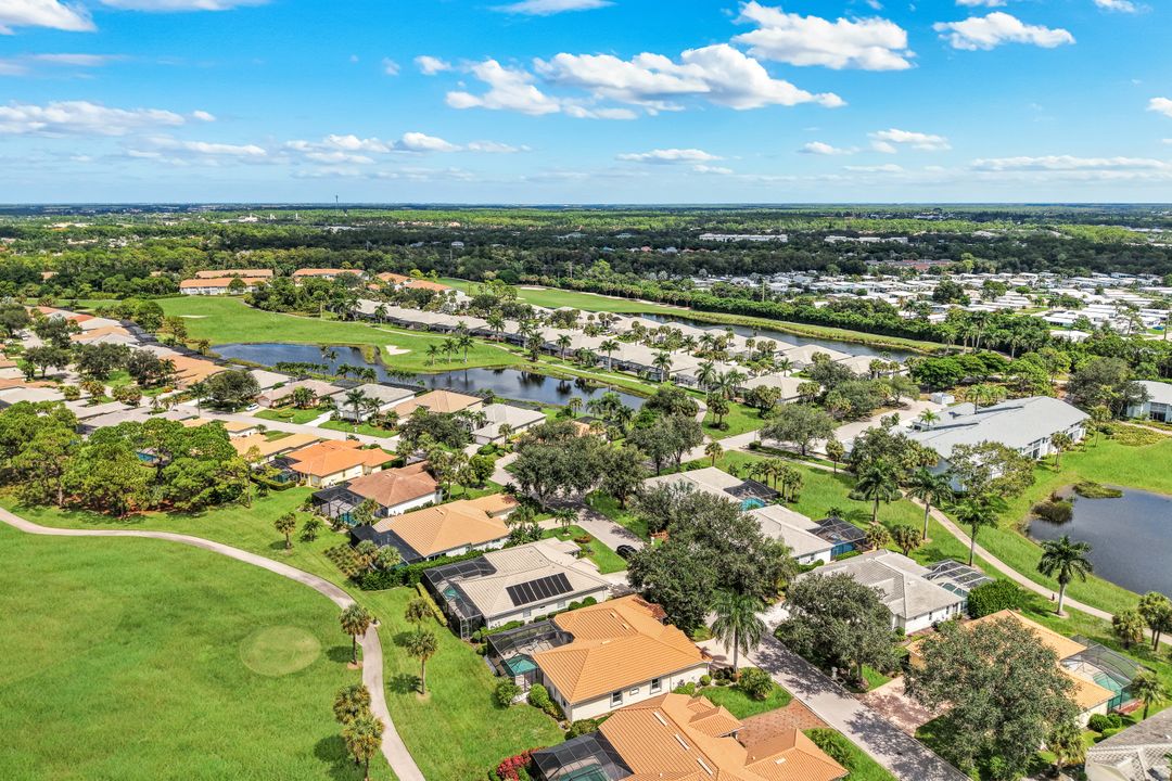 26370 Summer Greens Dr, Bonita Springs, FL 34135
